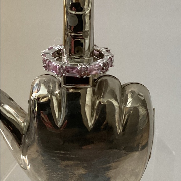 Jewelry - Elegant Pink Gemstone Ring